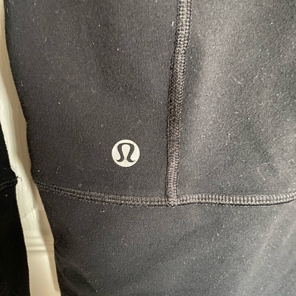Lululemon stride jacket 6 - Picture 3 of 4